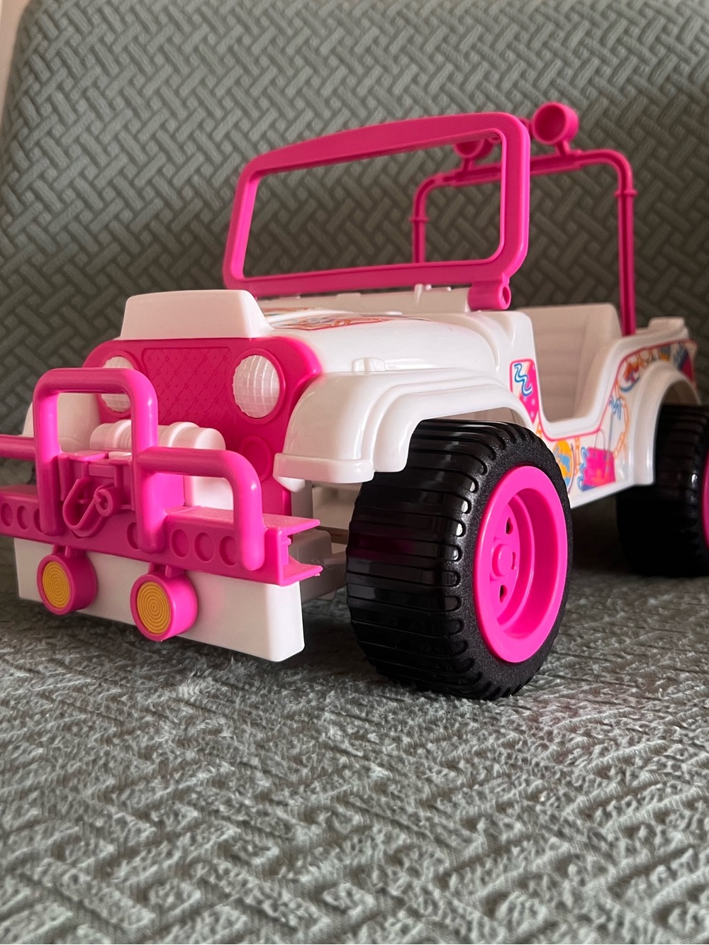 Vintage 1987 Beach Blast Beach Buggy White and Pink Arco Barbie Jeep